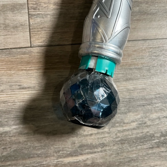 New Disney Mickey Mouse Christmas Wand - Picture 8 of 8